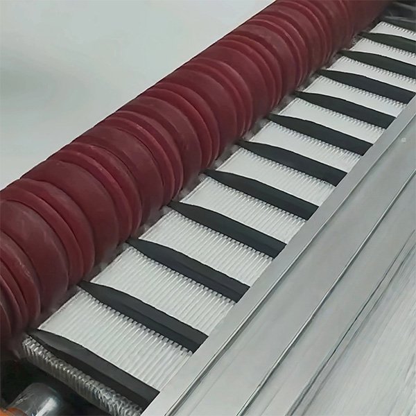 We have high speed paper folding machine