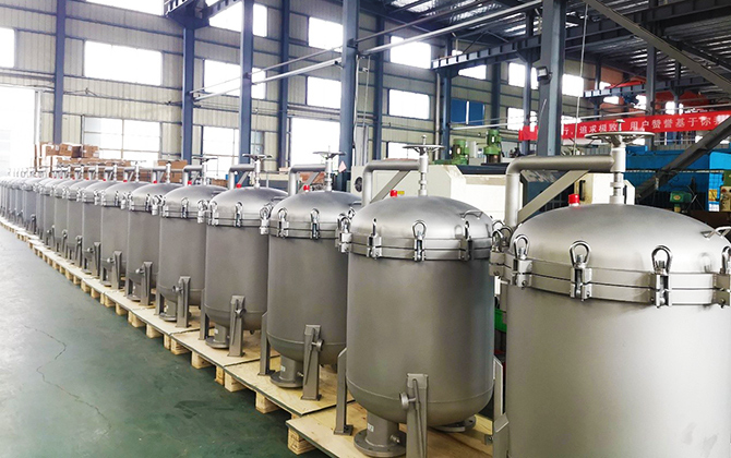 Bag-Filter-Vessel--in-the-factory