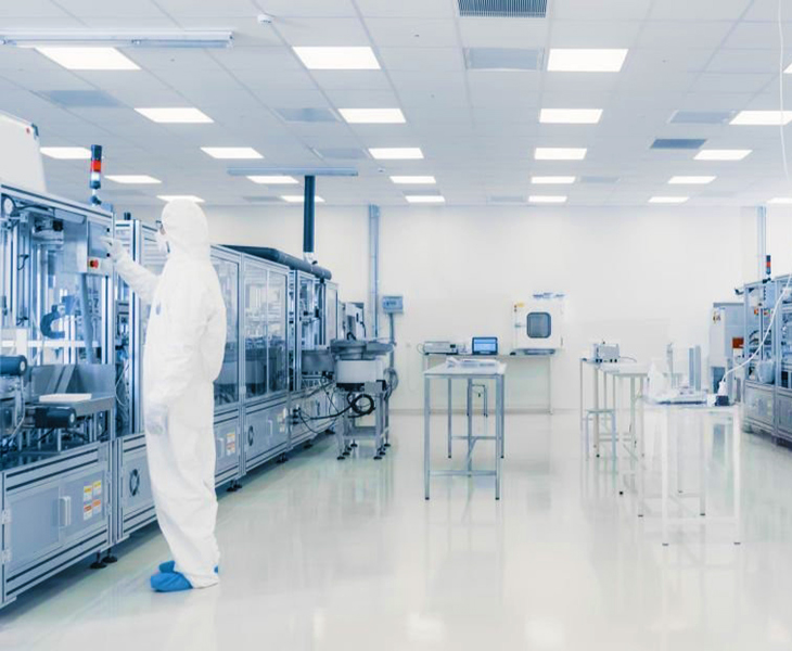 Filtedge-Glass-Fiber-Filter-Cartridge's-Demanding-Clean-Room-Environment-and-Zero-Contamination-Material-Purity-Standards