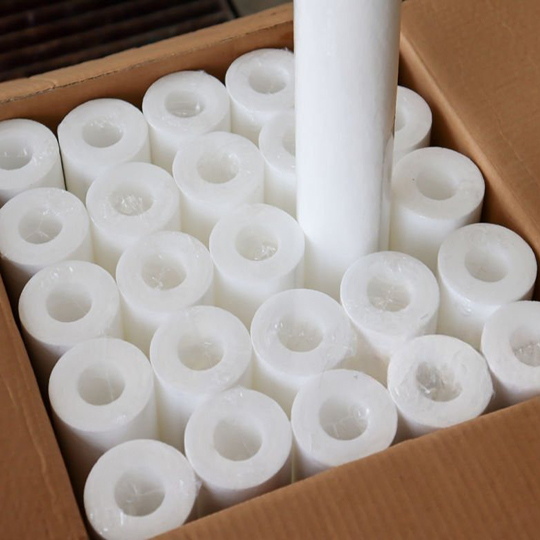 The-melt-blown-filter-cartridges-in-the-cardboard-box