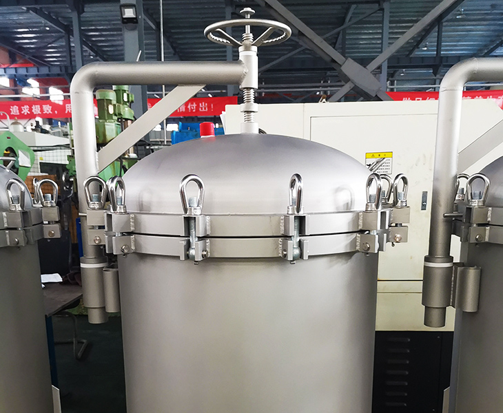 Rocker-Arm-High-Flow-Bag-Filter-System