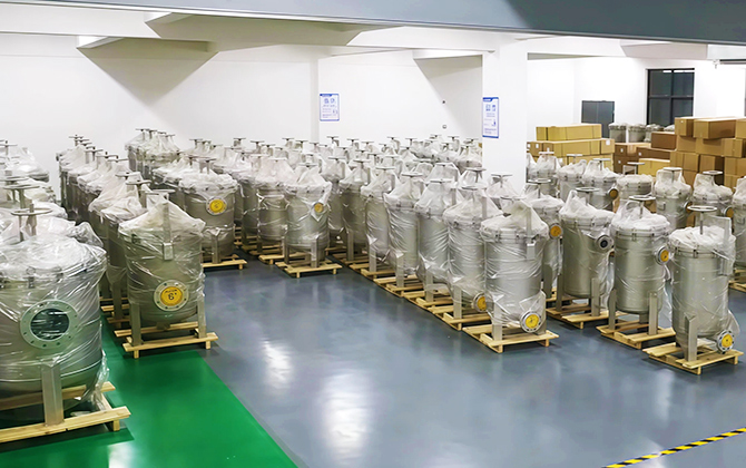 Why-Choose-FiltEdge’s-Single-Bag-Filter-Housing