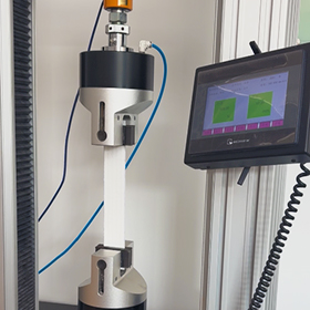 Raw-Material-Inspection-of-Acrylic-Filter-Bag