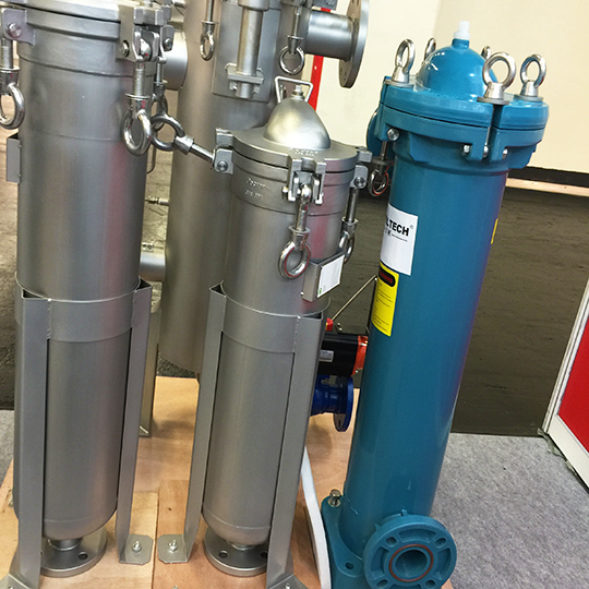 Advantages-of-FiltEdge's-Size-1-Bag-Filter-Housing