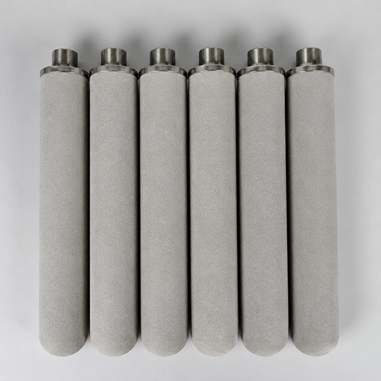 The-Advantages-Of-FiltEdge's-Sintered-Filter-Tube